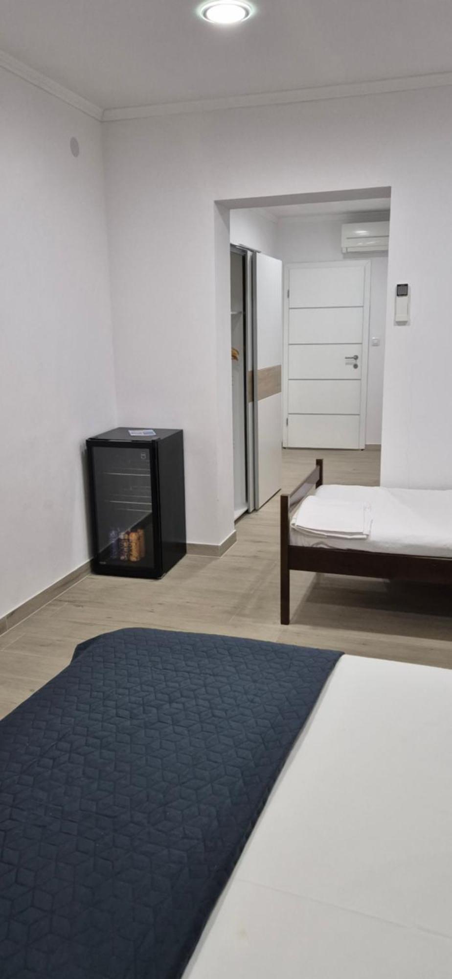 Rooms Lanterna Metajna Luaran gambar